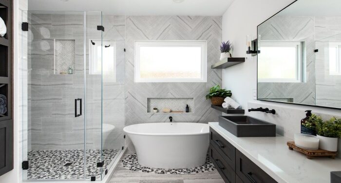 Why Hire a Bathroom Remodeling Contractor | Sea Pointe